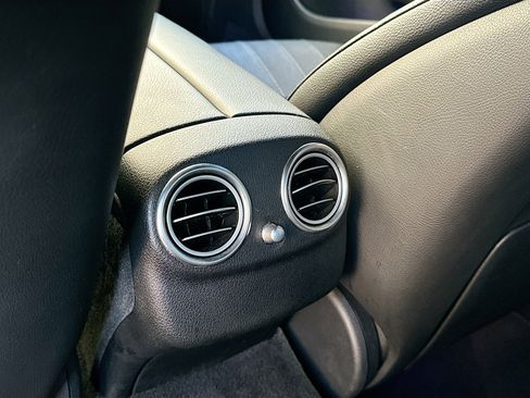 Used 2017 Mercedes-Benz E 300 E 300 image 25
