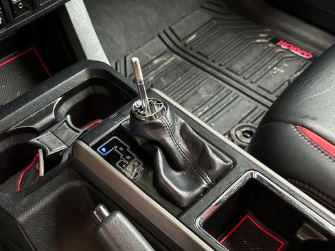 Used 2018 Toyota Tacoma SR5 image 18