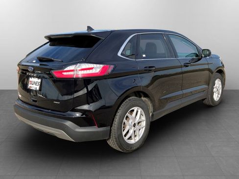 Used 2023 Ford Edge SEL image 7