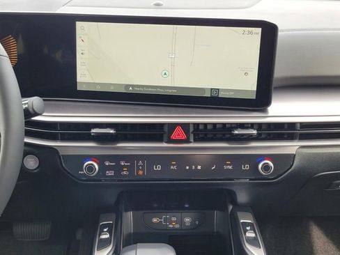 New 2026 Kia Sorento EX AWD/4WD image 16