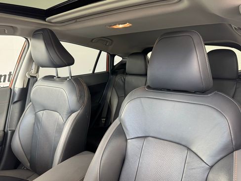 Used 2024 Subaru Crosstrek 2.5i Limited image 3