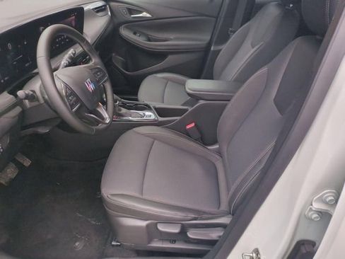 Used 2025 Buick Encore GX Preferred image 18