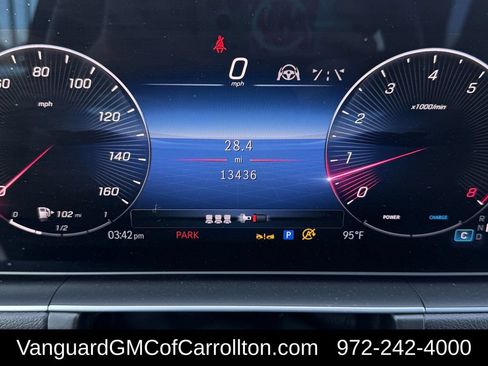 Used 2025 Mercedes-Benz GLE 350 4MATIC w/ Driver Assistance Package image 15