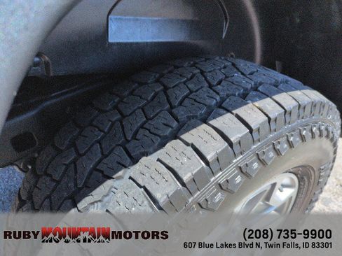 Used 2015 Jeep Wrangler Unlimited Rubicon w/ Dual Top Group AWD/4WD image 5