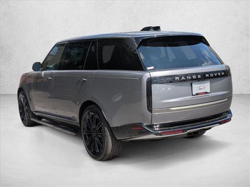 New 2026 Land Rover Range Rover Long Wheelbase SE AWD/4WD image 9