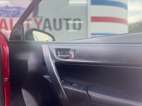 Used 2015 Toyota Corolla S image 33