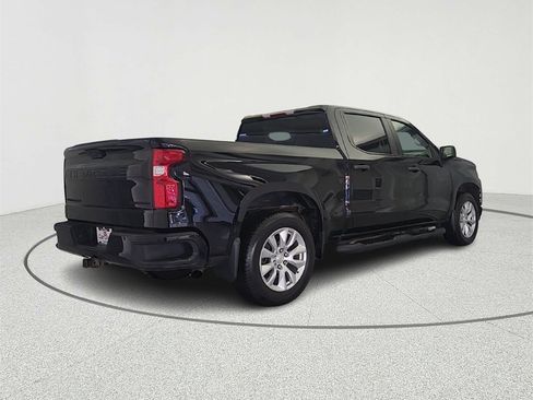 Used 2020 Chevrolet Silverado 1500 Custom w/ Custom Value Package image 7