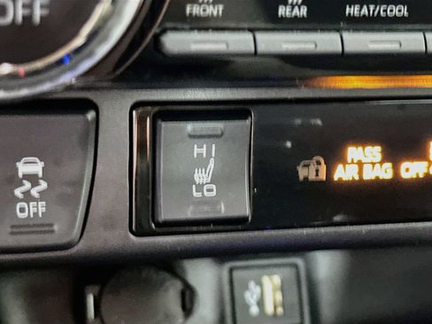 Certified 2024 Toyota RAV4 XLE w/ Convenience Package AWD/4WD image 20