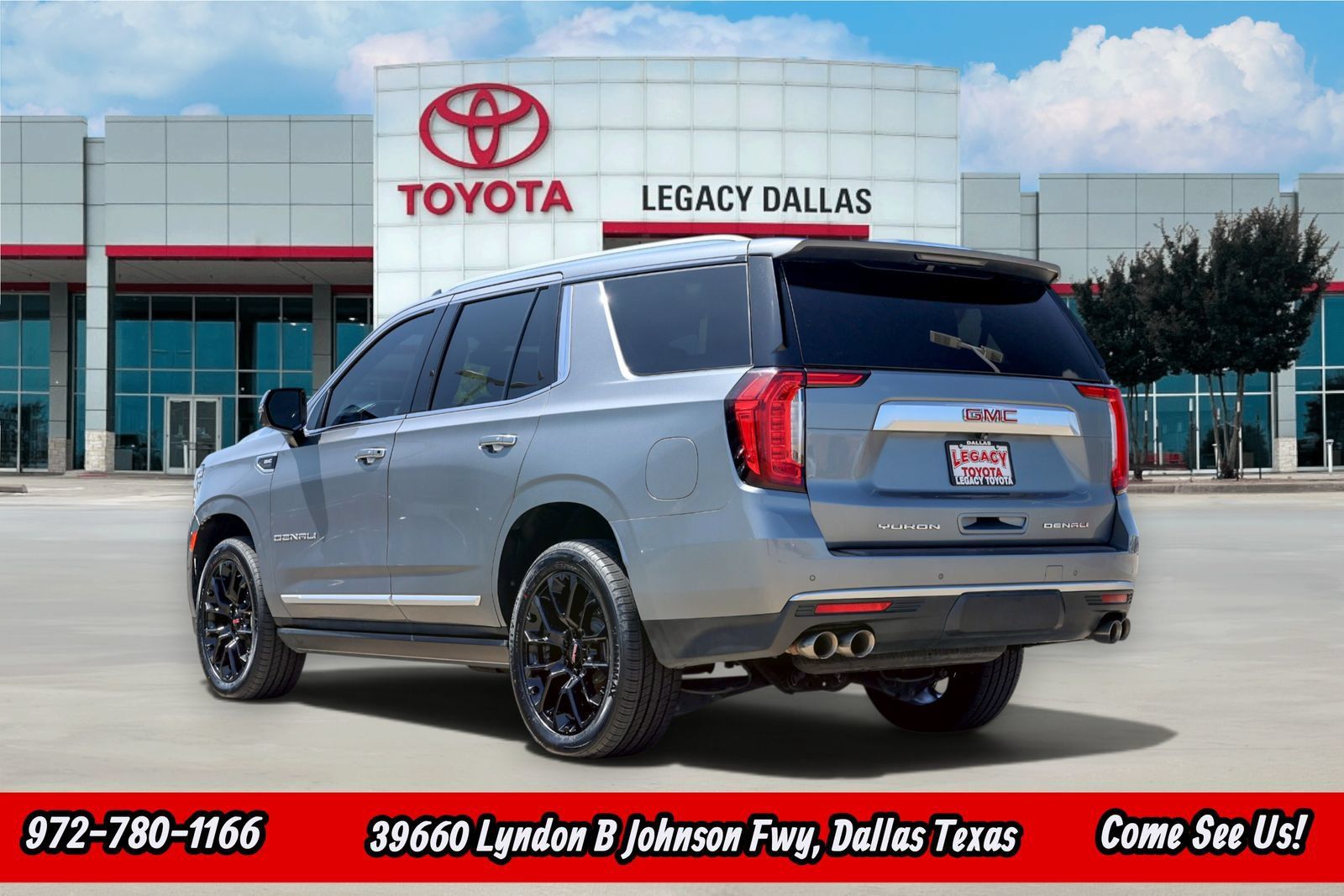 Used 2022 GMC Yukon Denali w/ Max Trailering Package AWD/4WD image 8