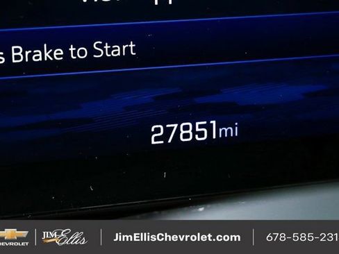 Used 2025 Chevrolet Equinox LT w/ Convenience Package II image 12