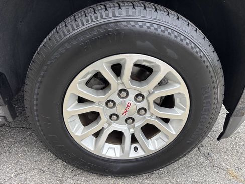 Used 2016 GMC Yukon XL SLT image 20