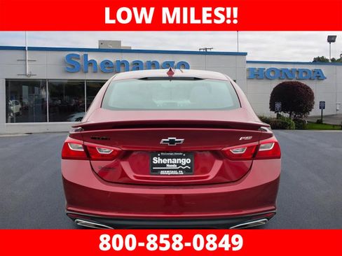 Used 2023 Chevrolet Malibu RS w/ LPO, Floor Liner Package image 4