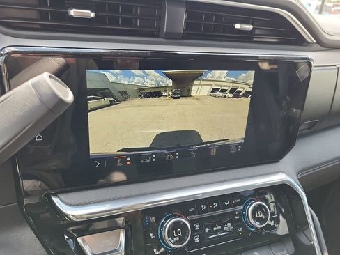 New 2025 GMC Sierra 2500 Denali w/ Denali Reserve Package image 24