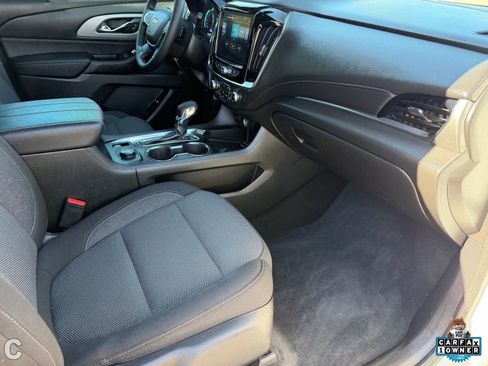 Certified 2023 Chevrolet Traverse LT FWD image 13