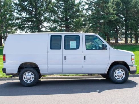 Used 2011 Ford E-250 and Econoline 250 w/ PWR Group image 7