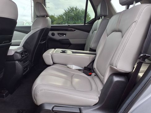 Used 2024 Honda Pilot EX-L image 18