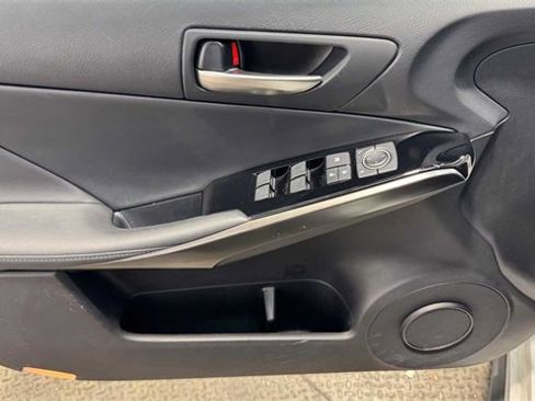 Used 2022 Lexus IS 300 300 image 18
