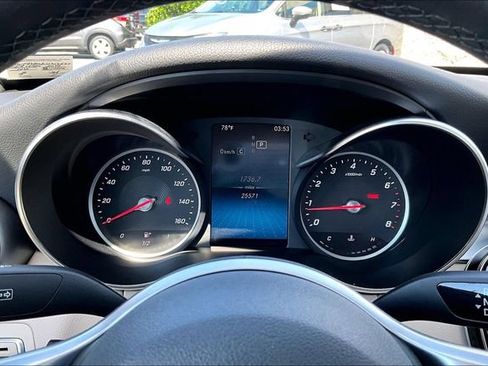 Used 2019 Mercedes-Benz C 300 Sedan image 14