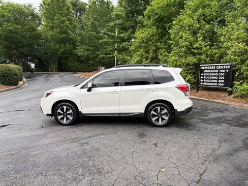 Used 2018 Subaru Forester 2.5i Limited w/ Popular Package #2 AWD/4WD image 5