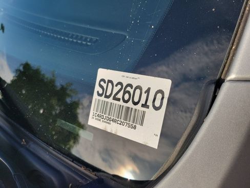 Used 2024 Dodge Durango GT AWD/4WD image 25