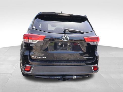 Used 2018 Toyota Highlander Limited AWD/4WD image 20