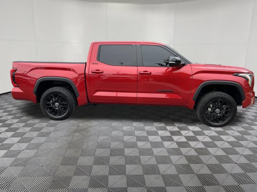 Used 2024 Toyota Tundra Limited AWD/4WD image 10