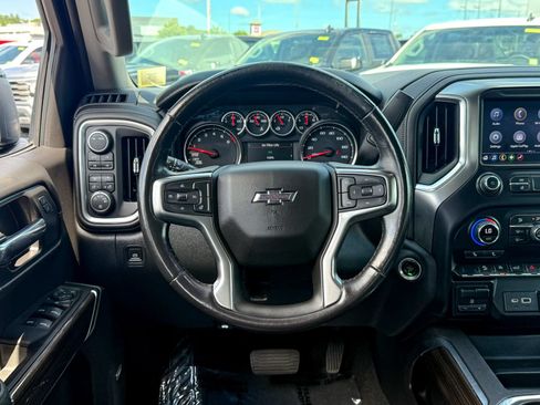 Certified 2022 Chevrolet Silverado 1500 RST w/ All Star Edition Plus AWD/4WD image 26