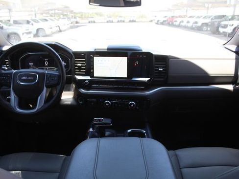 Used 2025 GMC Sierra 1500 SLT AWD/4WD image 21