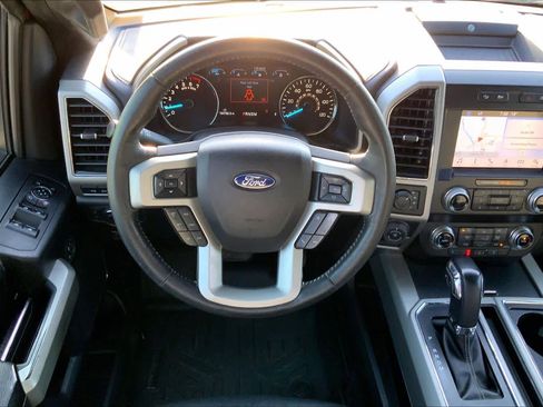 Used 2019 Ford F150 Lariat w/ Equipment Group 502A Luxury image 6