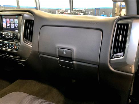 Used 2018 Chevrolet Silverado 1500 LT image 13