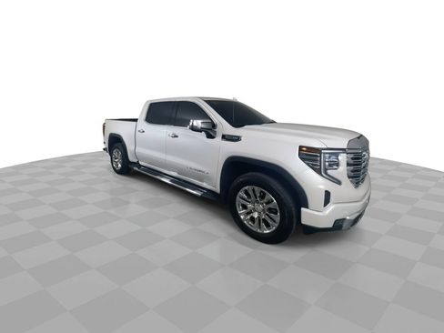 Used 2025 GMC Sierra 1500 Denali w/ Technology Package image 2