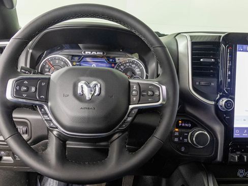 New 2026 RAM 1500 Big Horn AWD/4WD image 30