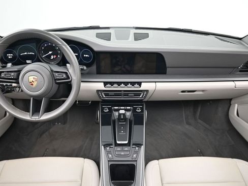 Used 2024 Porsche 911 Carrera image 7