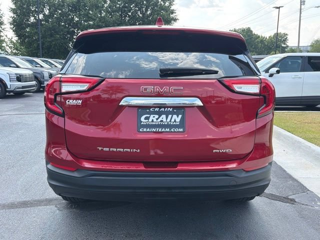 Used 2024 GMC Terrain SLE AWD/4WD image 7