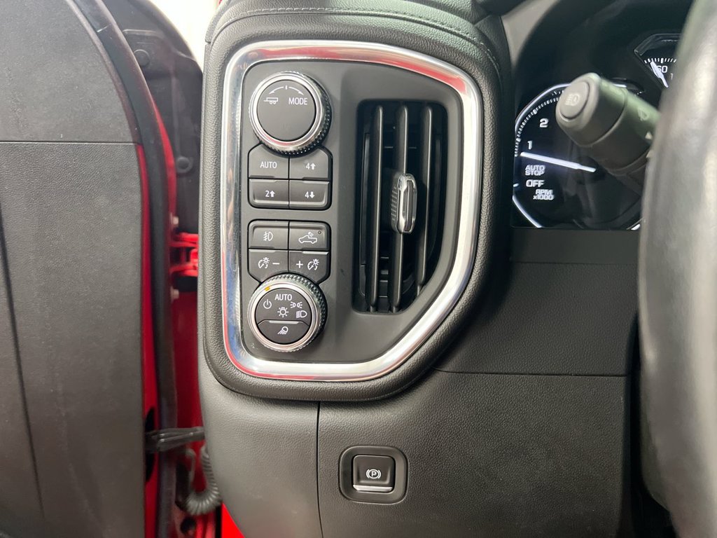 Used 2021 GMC Sierra 1500 SLT w/ SLT Premium Plus Package AWD/4WD image 19