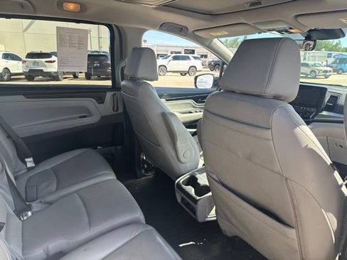 Used 2018 Honda Odyssey Elite image 21