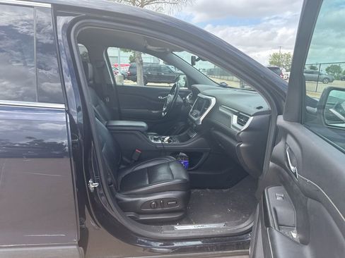 Used 2021 GMC Acadia SLT w/ Preferred Package image 19