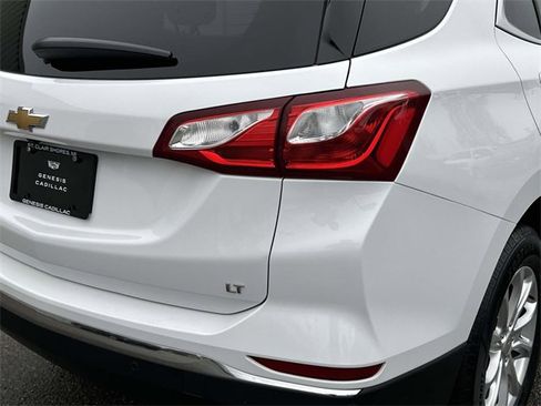 Used 2019 Chevrolet Equinox LT image 36