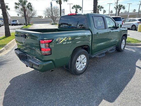 Used 2023 Nissan Frontier SV w/ Technology Package image 5