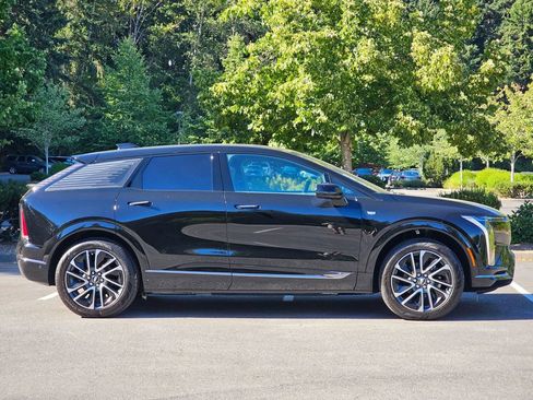 New 2026 Cadillac Optiq Sport 1 AWD/4WD image 6