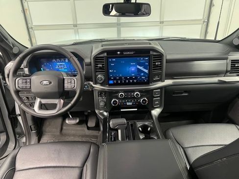 Used 2025 Ford F150 Lariat AWD/4WD image 17