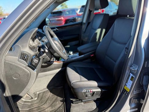 Used 2016 BMW X3 xDrive28i image 12