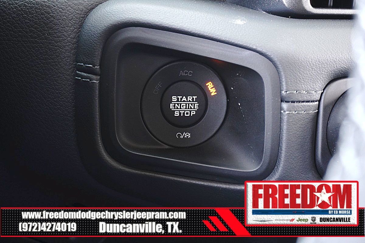 Used 2026 Jeep Wrangler Unlimited Rubicon AWD/4WD image 34