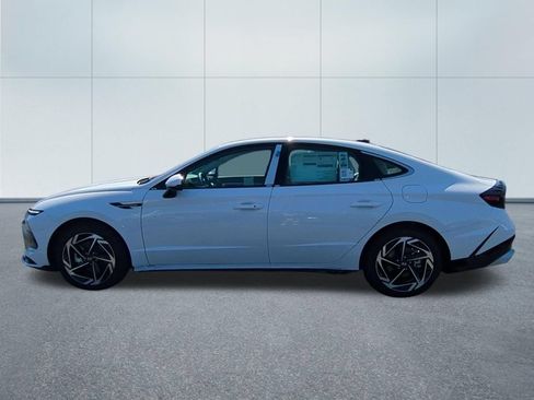 New 2026 Hyundai Sonata SEL FWD image 3