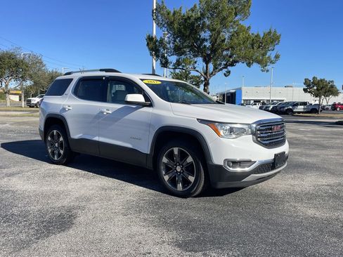 Used 2017 GMC Acadia SLT image 1