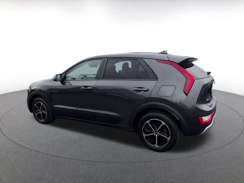 Used 2026 Kia Niro LX FWD image 10