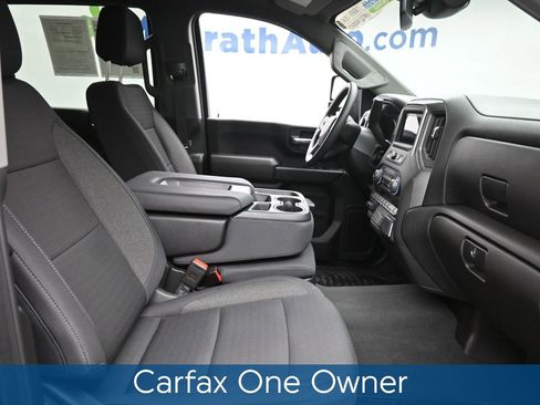 Used 2025 Chevrolet Silverado 2500 Custom w/ Custom Value Package image 7