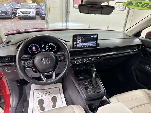 Used 2024 Honda CR-V EX-L image 7
