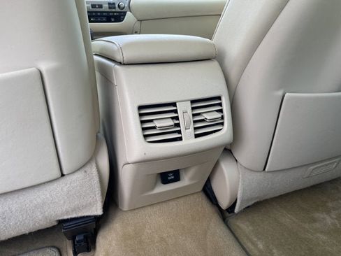 Used 2013 Lexus ES 350 w/ Luxury Pkg FWD image 23