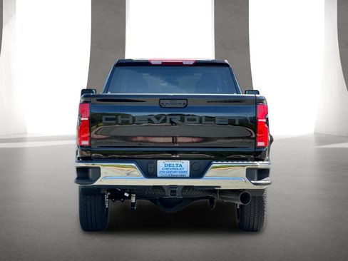 New 2026 Chevrolet Silverado 2500 LTZ w/ LTZ Convenience Package AWD/4WD image 5